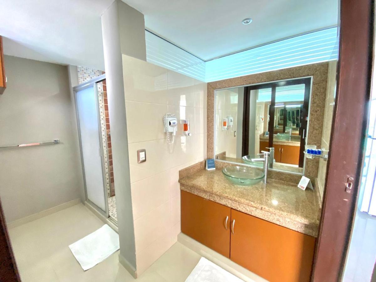 Condominio Girasol Oceanview Cancún Buitenkant foto